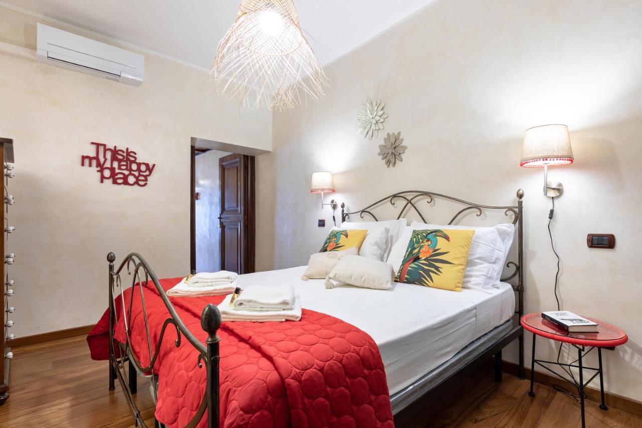 Rome As You Feel - Cancelleria Apartment In Navona Exterior photo