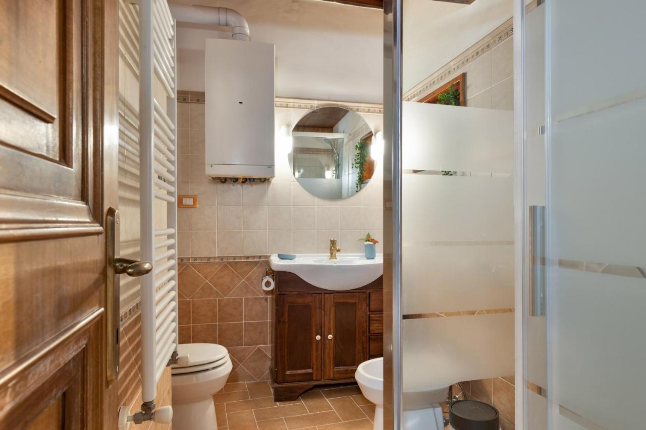 Rome As You Feel - Cancelleria Apartment In Navona Exterior photo
